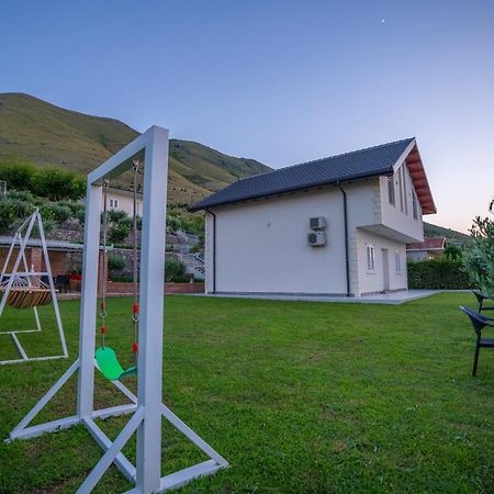 Xhuli Guesthouse Shkoder Luaran gambar