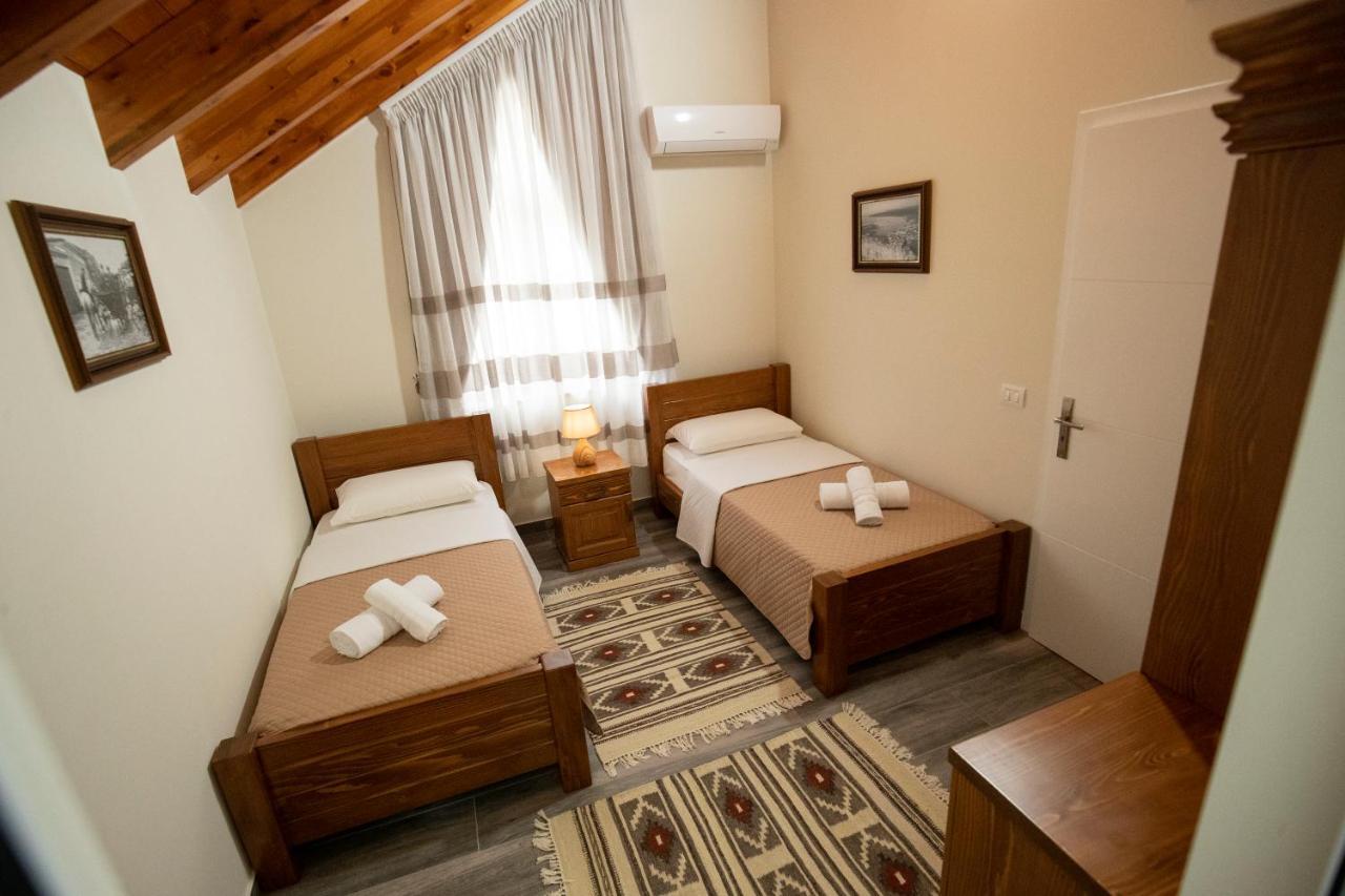 Xhuli Guesthouse Shkoder Luaran gambar