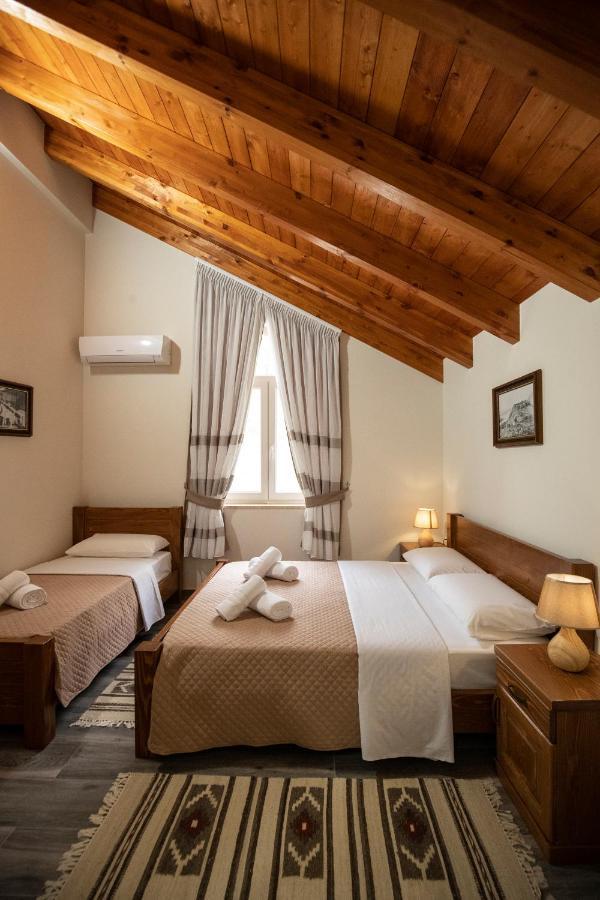 Xhuli Guesthouse Shkoder Luaran gambar