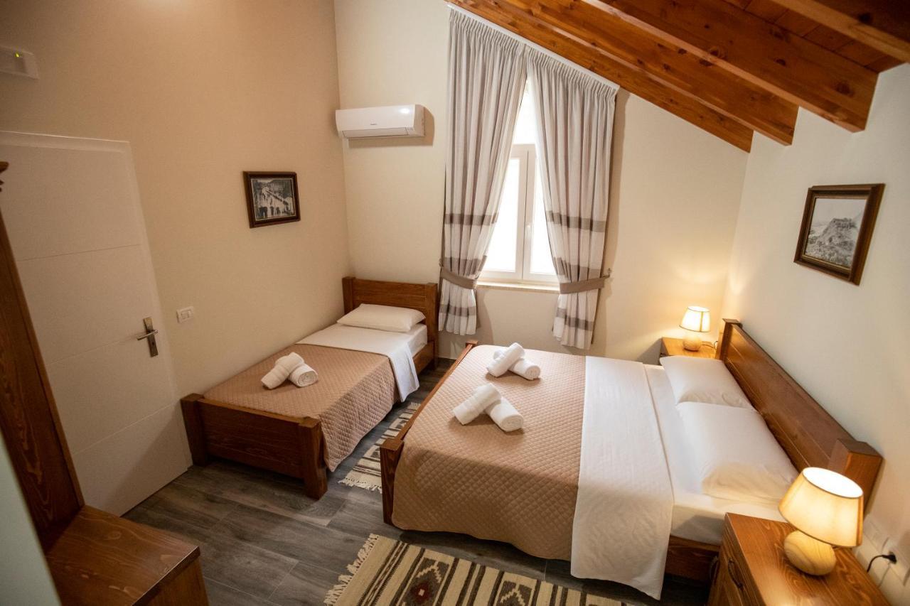 Xhuli Guesthouse Shkoder Luaran gambar