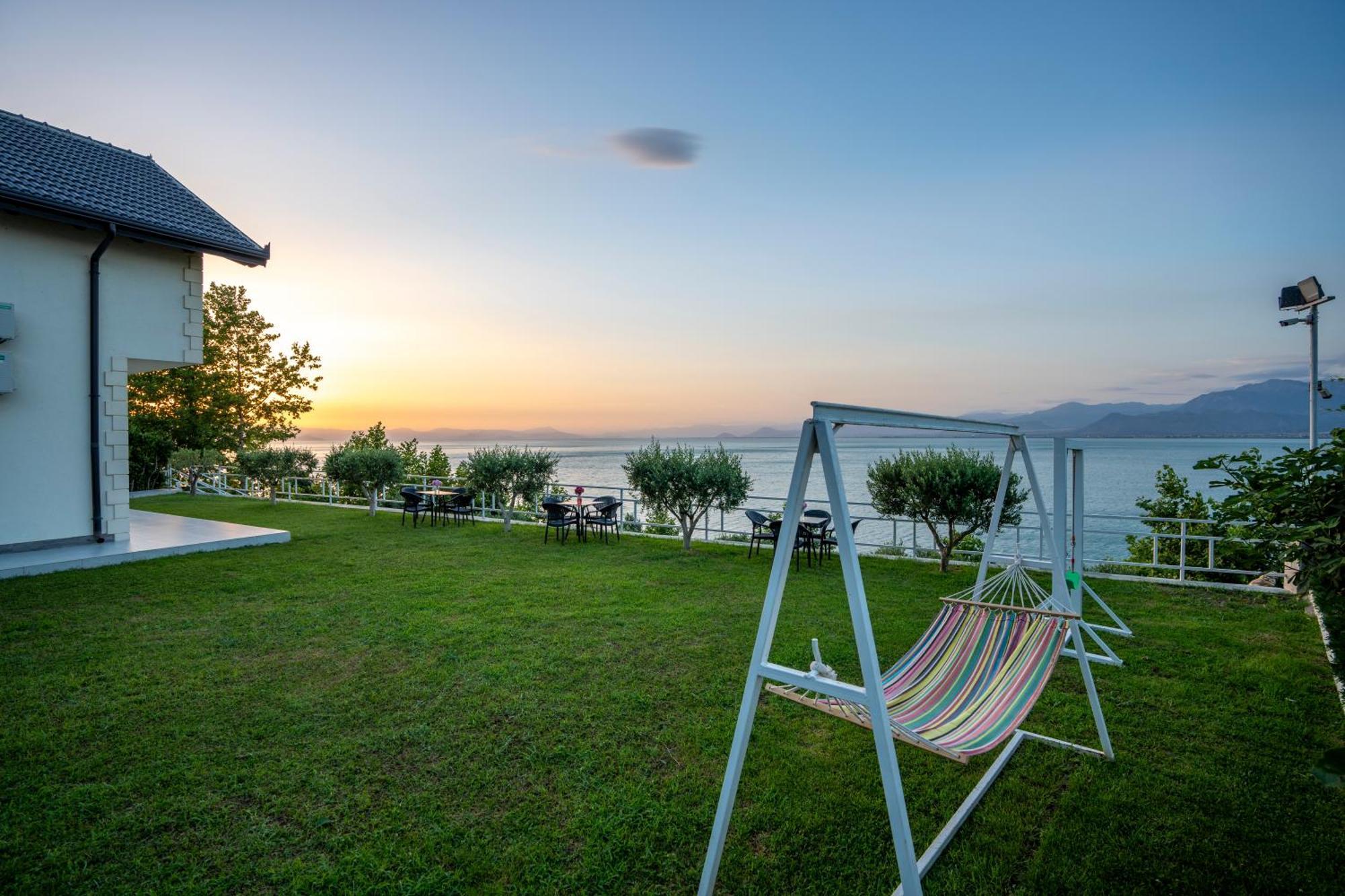 Xhuli Guesthouse Shkoder Luaran gambar