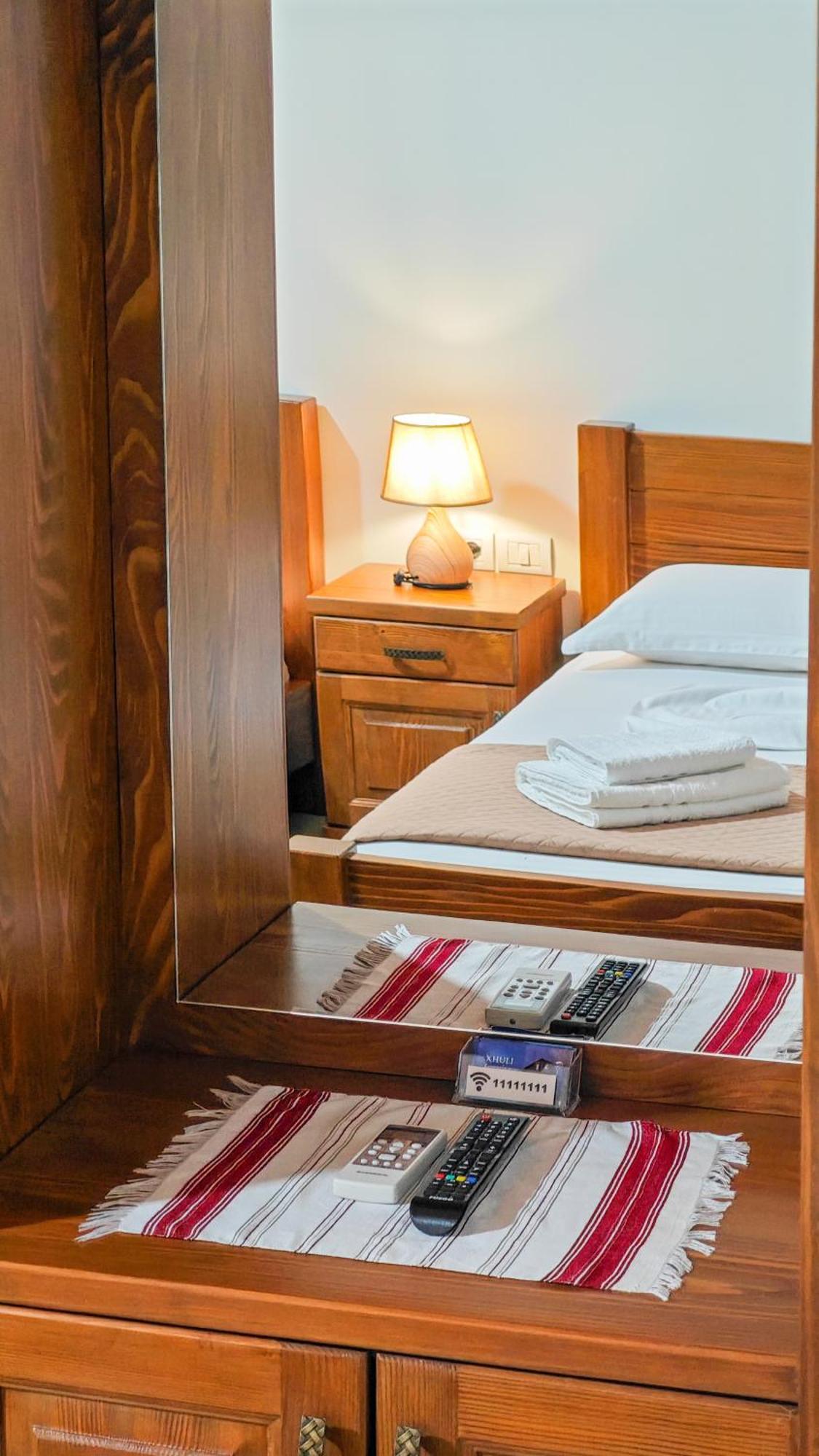 Xhuli Guesthouse Shkoder Luaran gambar